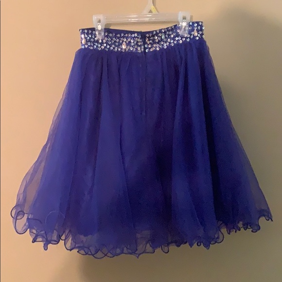 YanLian Beaded Two Pieces Prom Dress - Picture 4 of 5